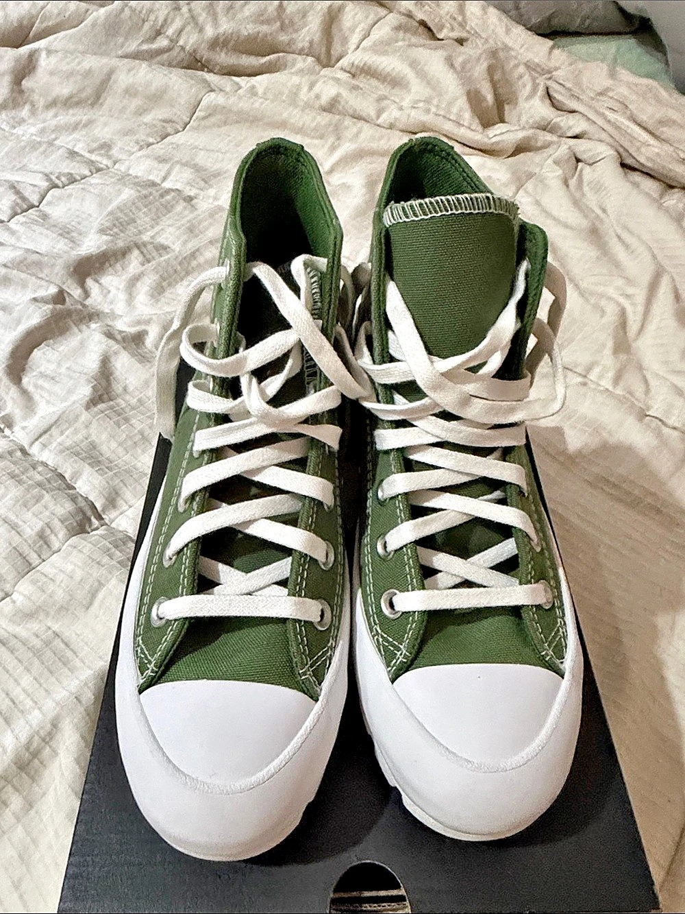 Converse Chuck Taylor All Star Lugged Hi Treeline Sneakers Green US 7 - Picture 2 of 6